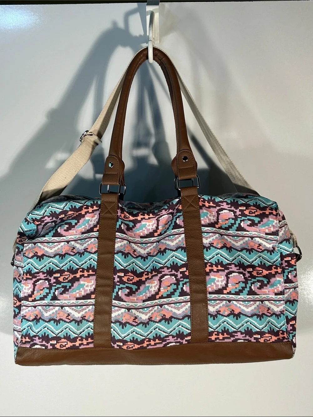 Steve Madden Tote Bag Aztec Print Overnighter Carry On Travel Vacation Resort